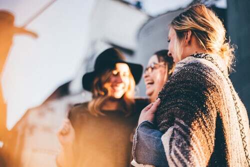 7 Simple Ways to Improve Social Skills as an Introvert